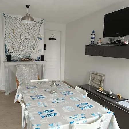 Daire Petite Maison De Pecheur La Chandaste *